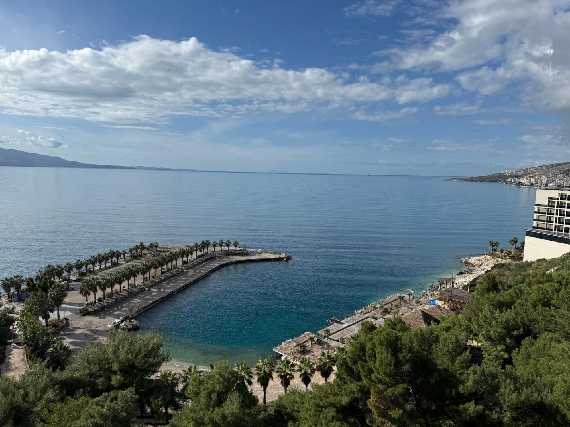 Helia Seaside Hotel Saranda Extérieur photo