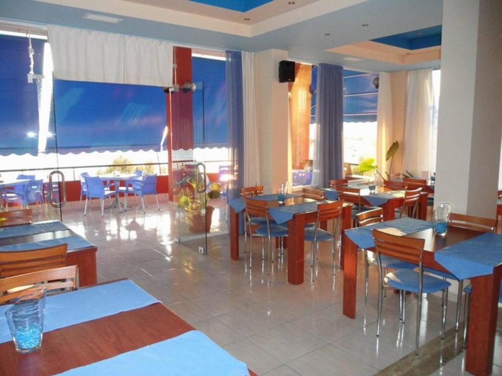Helia Seaside Hotel Saranda Extérieur photo